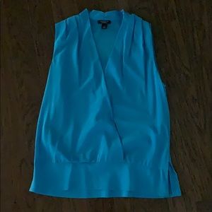Anne Taylor blue tank top